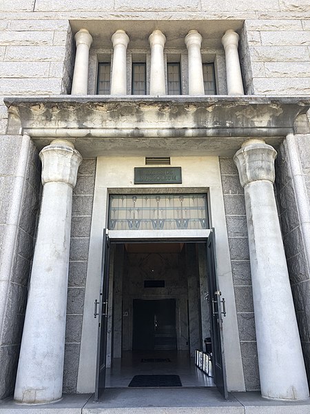 Evergreen_Cemetery_Mausoleum_Riverside_California